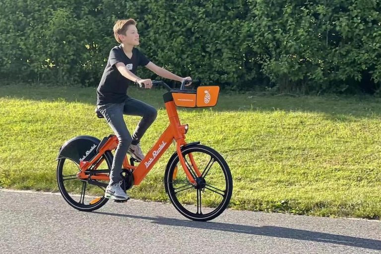 Crafting the Gen2 Electric Bicycle: Innovation and Reliability Redefined