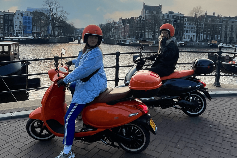 Putting the Gen2 Electric Moped to the Test in Amsterdam: A Ride Like No Other